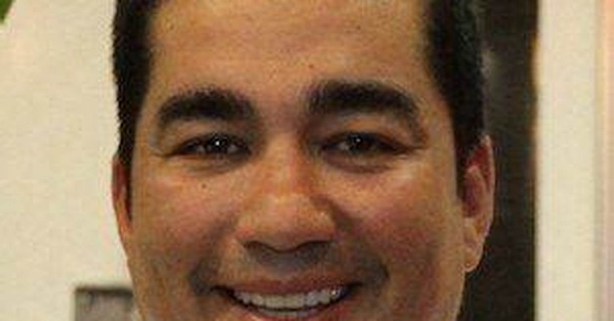 Jose Garces Net Worth, Age, Height, Bio, Birthday, Wiki!