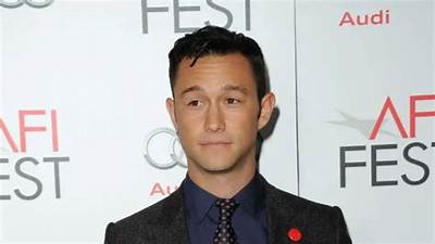 Joseph Gordon-Levitt Net Worth, Age, Height, Bio, Birthday, Wiki!