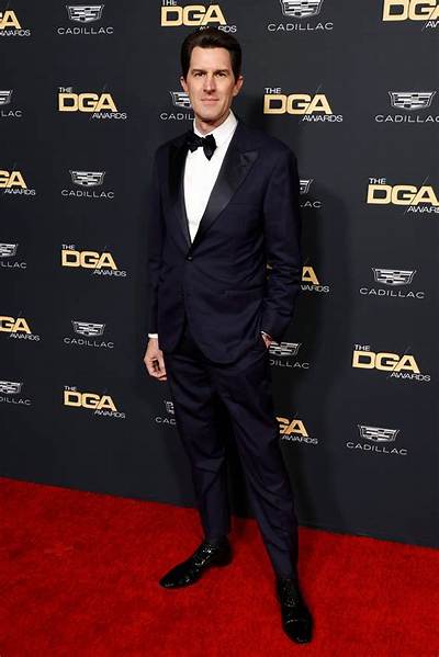 Joseph Kosinski Net Worth, Age, Height, Bio, Birthday, Wiki!