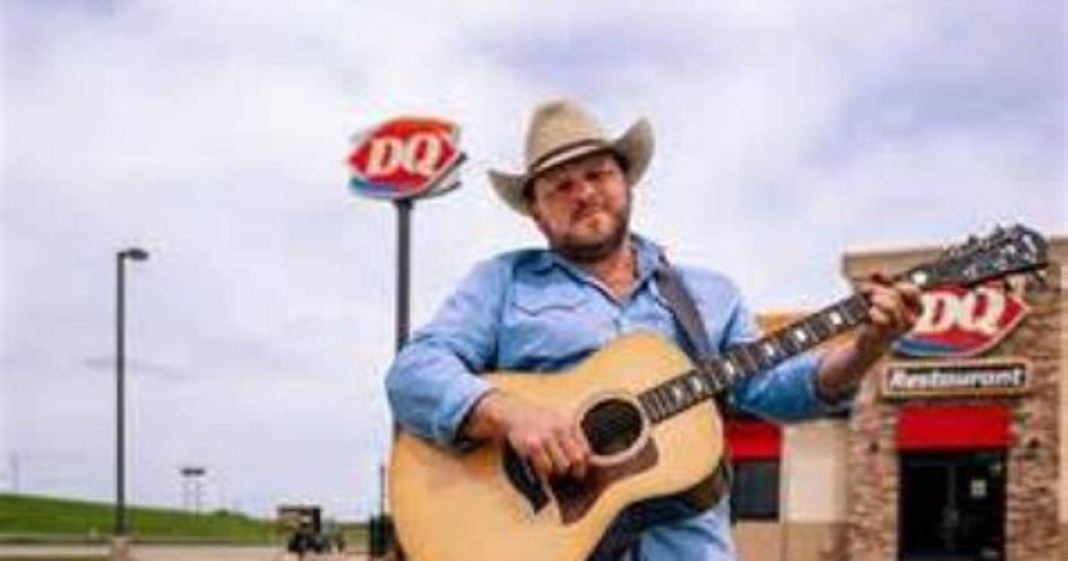 Josh Abbott Net Worth, Age, Height, Bio, Birthday, Wiki!