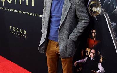 Josh Zuckerman Net Worth, Age, Height, Bio, Birthday, Wiki!