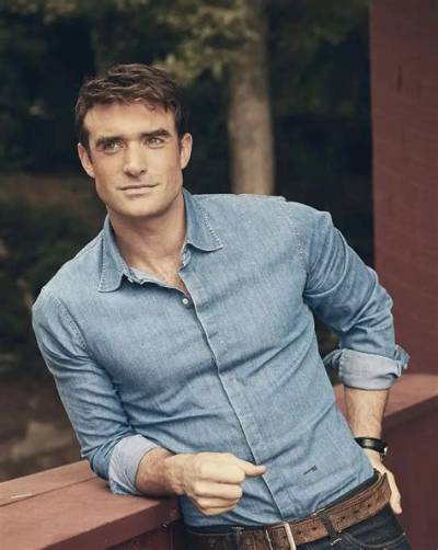 Joshua Sasse Net Worth, Age, Height, Bio, Birthday, Wiki!