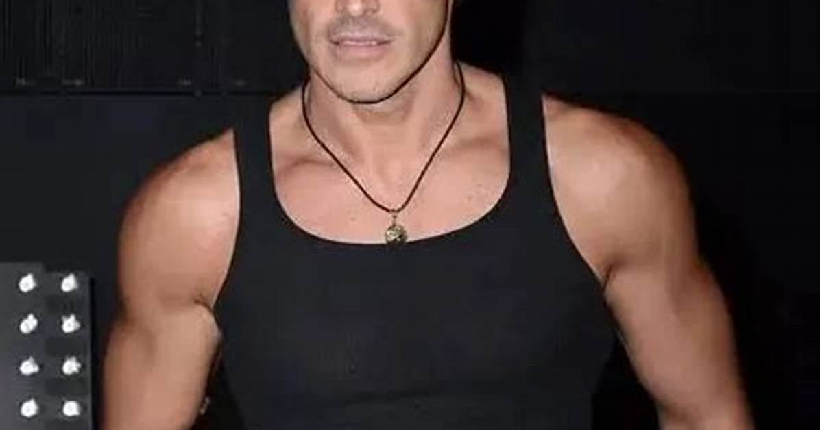 Juan %C3%81Ngel Esparza Net Worth Age Height 400. Jpg