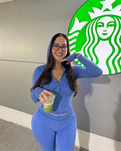 Juana Nino - Net Worth, Age, Height, Birthday, Bio, Wiki!