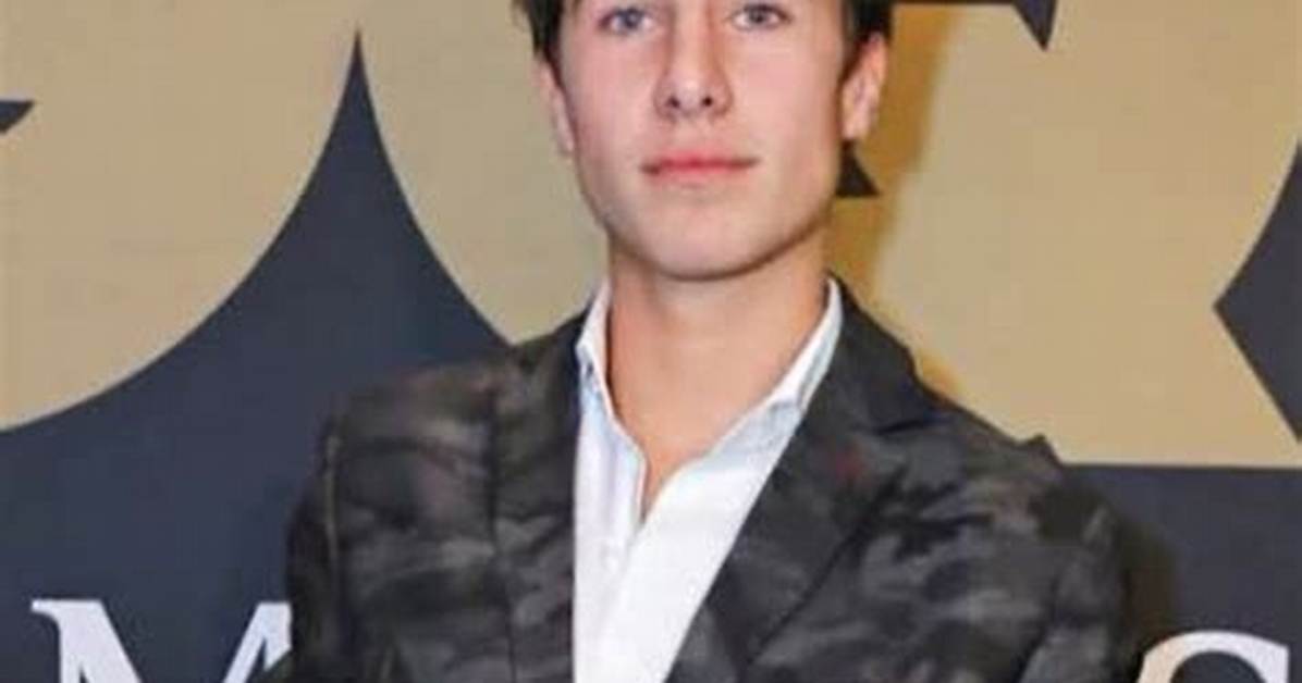 Juanpa Zurita Net Worth, Age, Height, Bio, Birthday, Wiki!