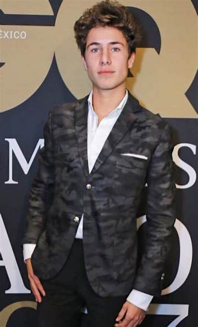 Juanpa Zurita Net Worth, Age, Height, Bio, Birthday, Wiki!