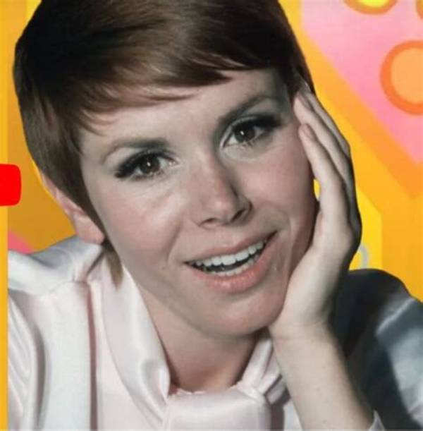 Judy Carne Net Worth, Age, Height, Bio, Birthday, Wiki!