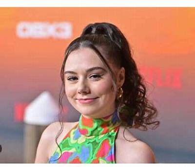 Julia Antonelli Net Worth, Age, Height, Bio, Birthday, Wiki!