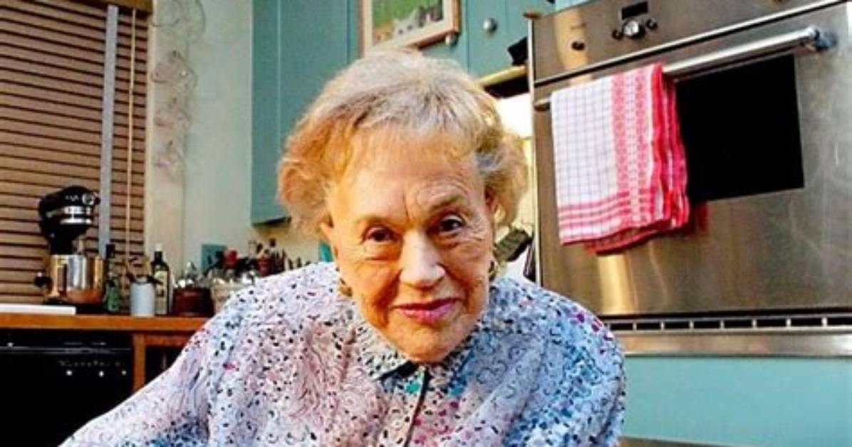 Julia Child Net Worth, Age, Height, Bio, Birthday, Wiki!