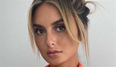 Julia Rose Net Worth, Age, Height, Bio, Birthday, Wiki!
