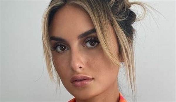 Julia Rose Net Worth, Age, Height, Bio, Birthday, Wiki!