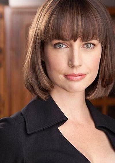 Julie Ann Emery Net Worth 2024, Age, Height, Bio, Birthday, Wiki!