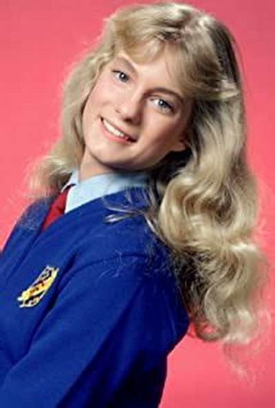 Julie Anne Haddock - Net Worth, Age, Height, Birthday, Bio, Wiki!