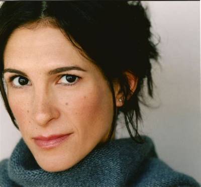 Julie Dretzin - Net Worth, Age, Height, Birthday, Bio, Wiki!