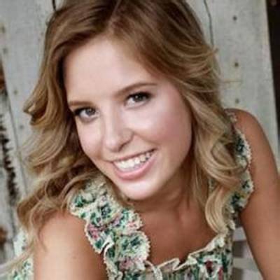 Julienne Irwin - Net Worth, Age, Height, Birthday, Bio, Wiki!