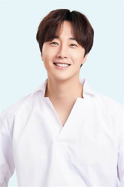Jung Il-Woo Net Worth 2024, Age, Height, Bio, Birthday, Wiki!