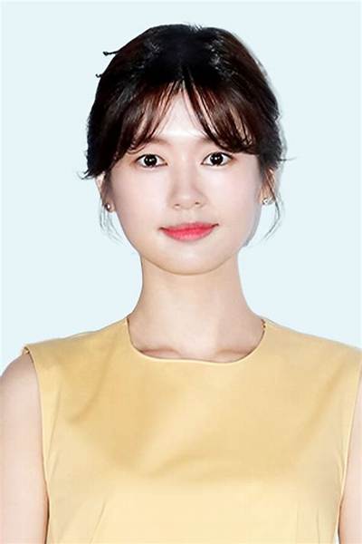Jung So-Min - Net Worth, Age, Height, Birthday, Bio, Wiki!