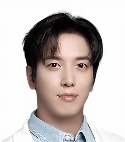 Jung Yong-Hwa Net Worth, Age, Height, Bio, Birthday, Wiki!