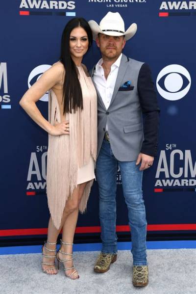 Justin Moore Net Worth, Age, Height, Bio, Birthday, Wiki!
