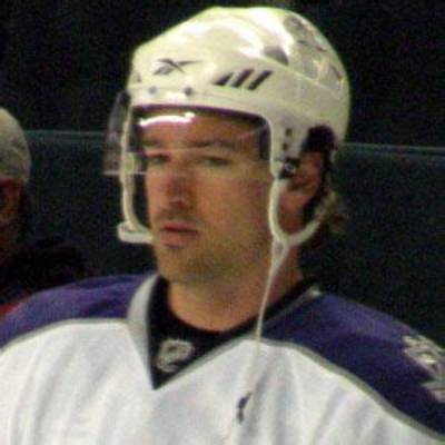 Justin Williams - Net Worth, Age, Height, Birthday, Bio, Wiki!