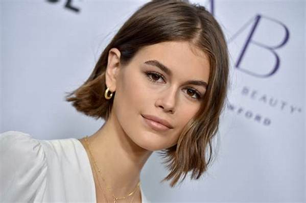 Kaia Gerber Net Worth, Age, Height, Bio, Birthday, Wiki!