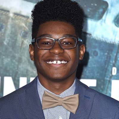 Kamil Mcfadden Net Worth, Age, Height, Bio, Birthday, Wiki!