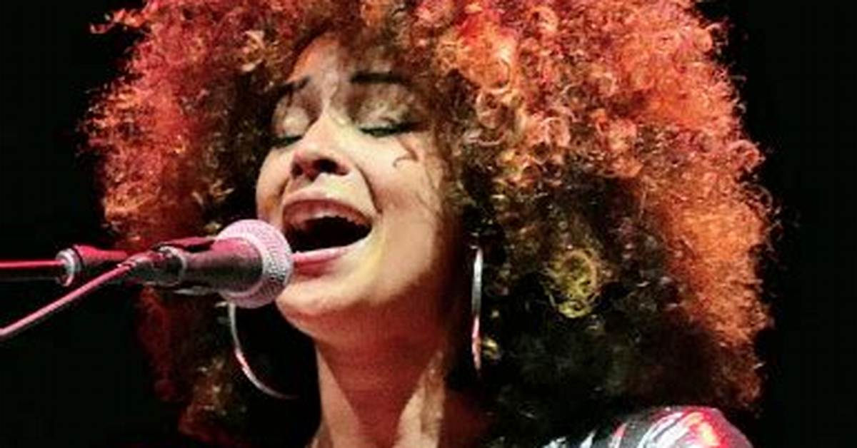 Kandace Springs - Net Worth, Age, Height, Birthday, Bio, Wiki!