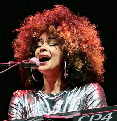 Kandace Springs - Net Worth, Age, Height, Birthday, Bio, Wiki!
