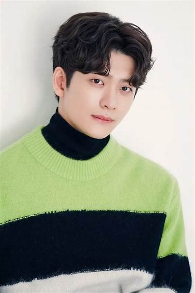 Kang Tae-Oh Net Worth, Age, Height, Bio, Birthday, Wiki!