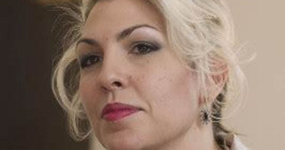 Karen De Souza - Net Worth, Age, Height, Birthday, Bio, Wiki!