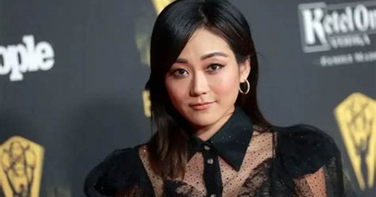 Karen Fukuhara Net Worth, Age, Height, Bio, Birthday, Wiki!