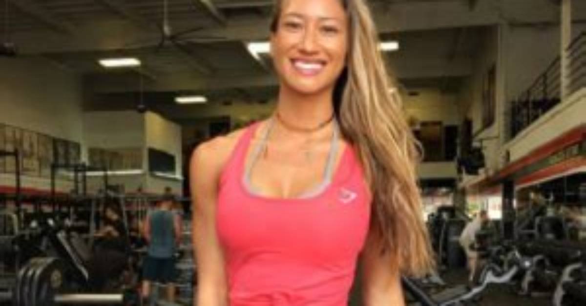 Karina Elle Lisenbee Net Worth, Age, Height, Bio, Birthday, Wiki!