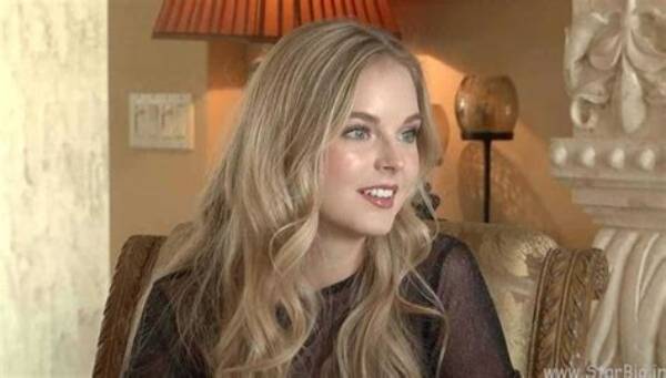Karley Scott Collins - Net Worth, Age, Height, Birthday, Bio, Wiki!