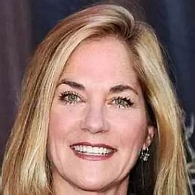 Kassie Depaiva Net Worth, Age, Height, Bio, Birthday, Wiki!