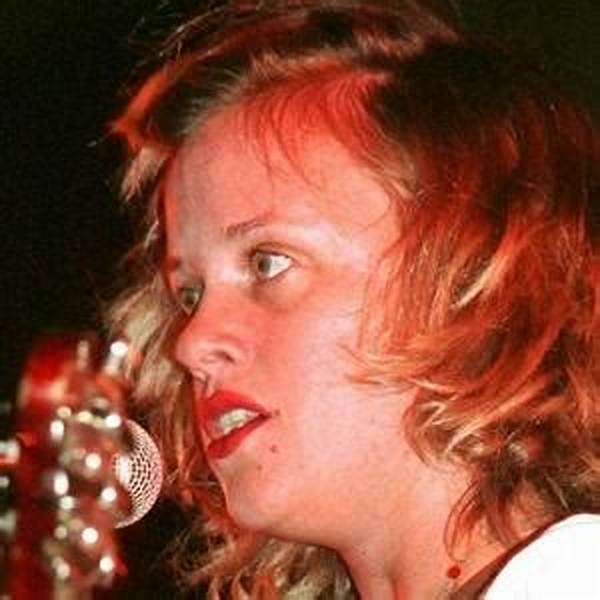 Kat Bjelland Net Worth, Age, Height, Bio, Birthday, Wiki!