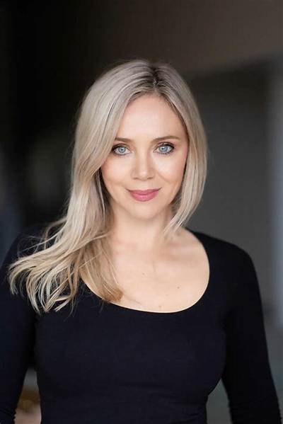 Katarina Cas Net Worth, Age, Height, Bio, Birthday, Wiki!