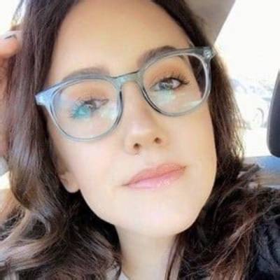 Katie Carney - Net Worth, Age, Height, Birthday, Bio, Wiki!