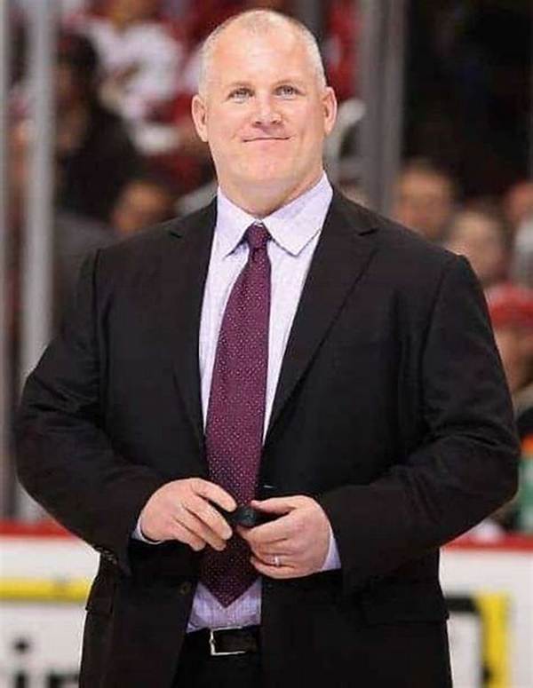 Keith Tkachuk Net Worth, Age, Height, Bio, Birthday, Wiki!