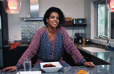 Kelis Net Worth, Age, Height, Bio, Birthday, Wiki!