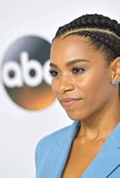 Kelly Mccreary Net Worth, Age, Height, Bio, Birthday, Wiki!