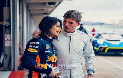 Kelly Piquet Net Worth, Age, Height, Bio, Birthday, Wiki!