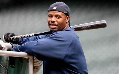 Ken Griffey Jr. Net Worth, Age, Height, Bio, Birthday, Wiki!