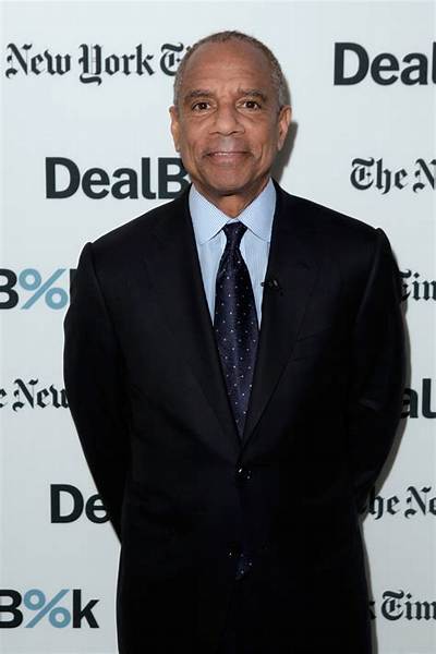 Kenneth Chenault Net Worth, Age, Height, Bio, Birthday, Wiki!