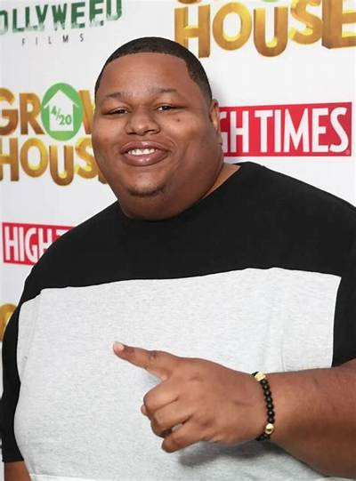 Kenny Mixon - Net Worth, Age, Height, Birthday, Bio, Wiki!