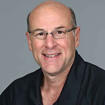 Kevin Calabro Net Worth, Age, Height, Bio, Birthday, Wiki!