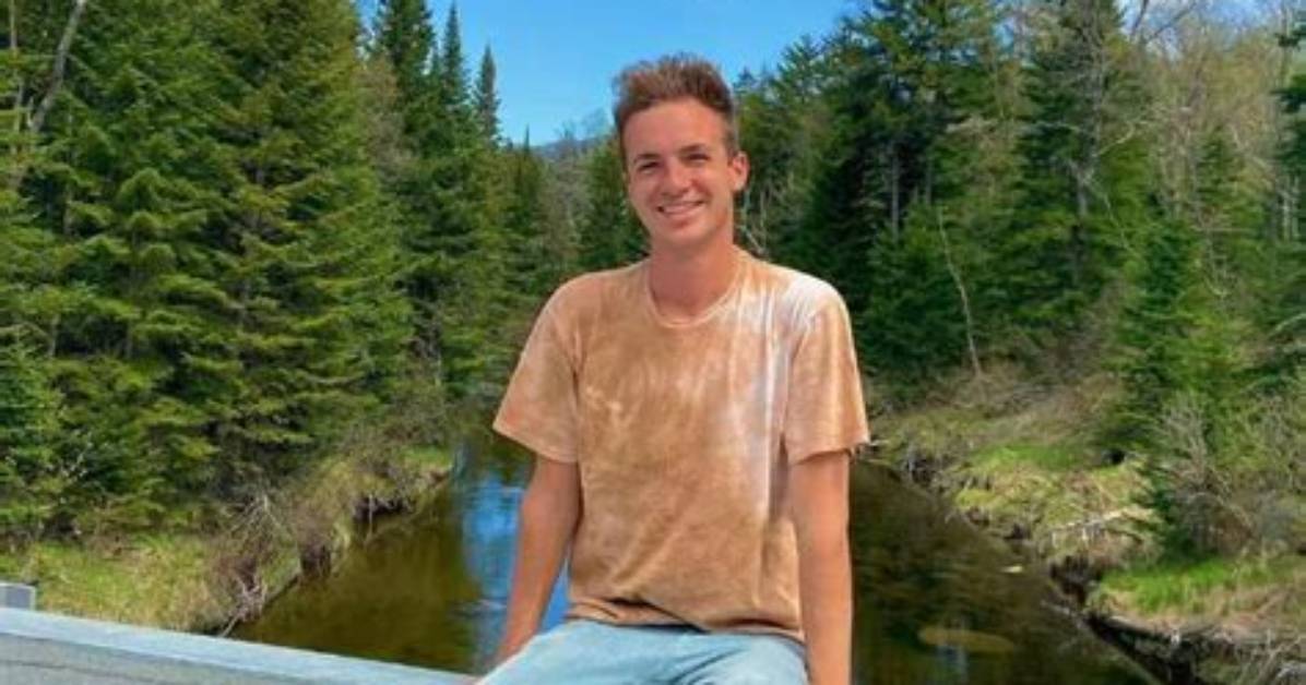 Kevin Droniak - Net Worth, Age, Height, Birthday, Bio, Wiki!