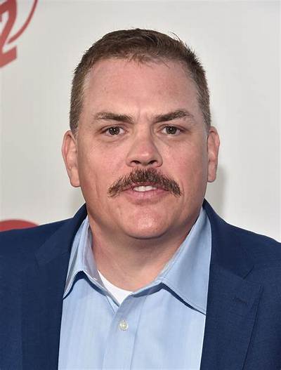 Kevin Heffernan - Net Worth, Age, Height, Birthday, Bio, Wiki!