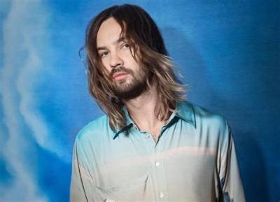 Kevin Parker Net Worth, Age, Height, Bio, Birthday, Wiki!