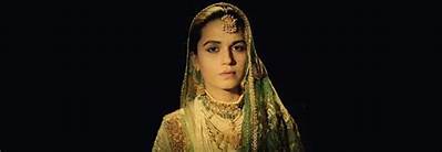 Khalida Riyasat - Net Worth, Age, Height, Birthday, Bio, Wiki!