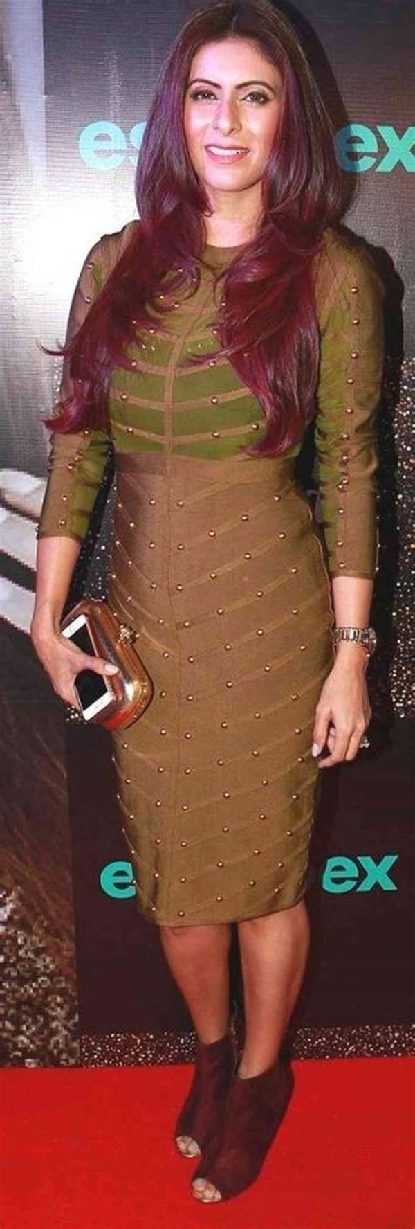 Khushboo Grewal Net Worth, Age, Height, Bio, Birthday, Wiki!